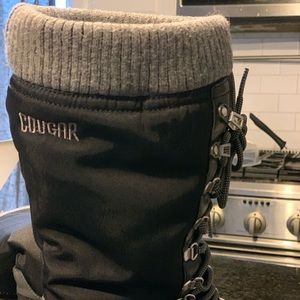 Cougar waterproof snow boots.